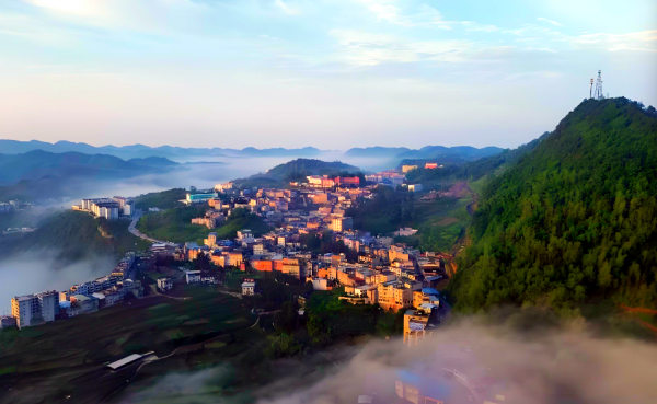 羊肉飘香石宝寨(图1) f7de23fa-aa28-45b9-be53-41c85b880ddb.png