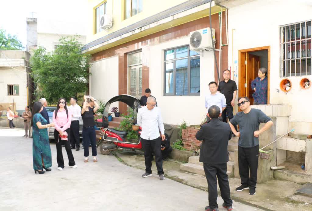 扎根酒城沃土 创作多元向好——泸州市作协小说创作暨邵忠奇《满叔和他的矿山》作品研讨会侧记(图8)