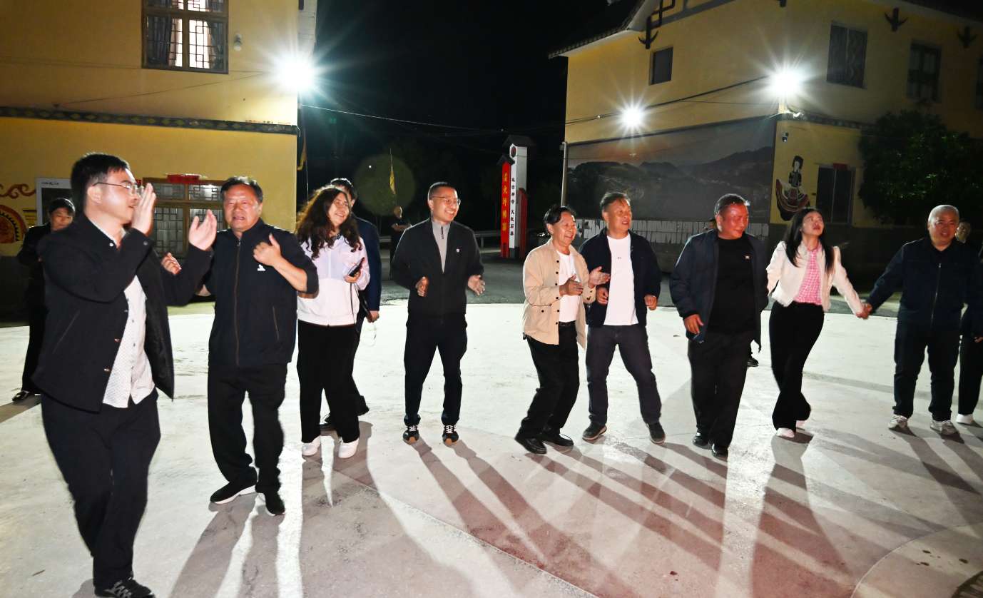 扎根酒城沃土 创作多元向好——泸州市作协小说创作暨邵忠奇《满叔和他的矿山》作品研讨会侧记(图15)