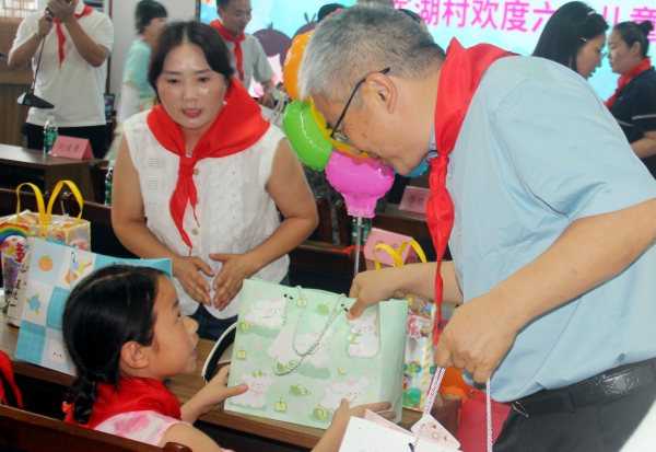 童心向党乐悠悠 古韵书香伴成长 合江将军湖村开展六一主题活动(图10) IMG_8278.png