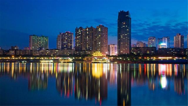 四川“酒都”迎来医药类大学，占地530亩，计划今年9月开学