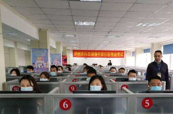   雷霆万钧 激浊扬清 ——泸州市决战决胜扫黑除恶专项斗争系列纪实之一(图3)