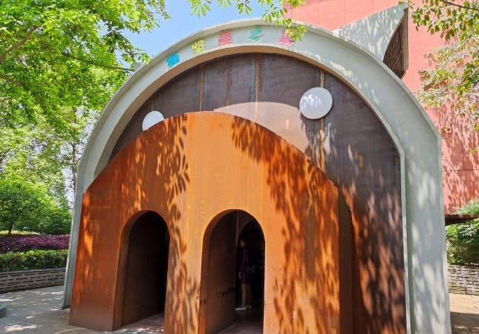 博物馆回应猪坚强情况很糟：会考虑安乐死 遗体或被制成标本