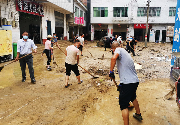 山洪袭击丹桂等地  遭遇灾难后心理学专家教你这样疏导(图5)