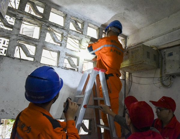 泸州供电：擦亮酒城文明底色 志愿服务不停歇(图2)