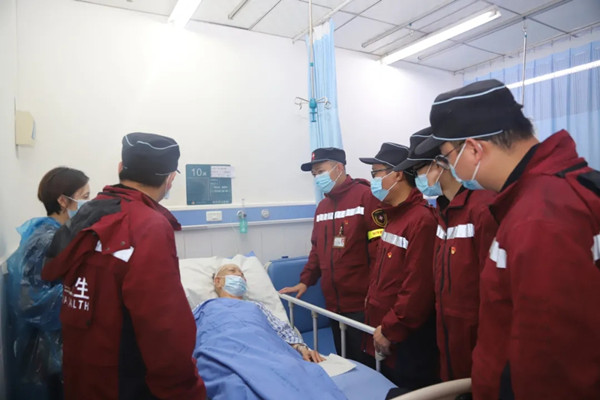 紧急驰援！中医药人火速集结赶往四川泸县地震灾区开展救援(图9)