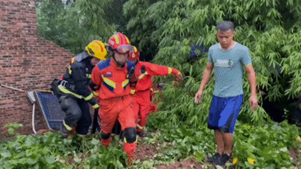 最新：泸县地震已致3死60伤安置10281人，全力救援进行中(图7)